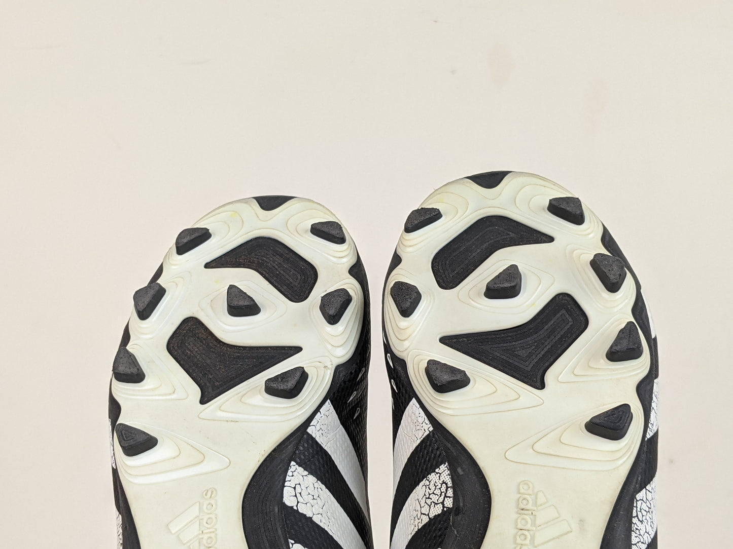 adidas Predator Freak .4 FG/AG Escapelight - Core Black/Footwear White Kids