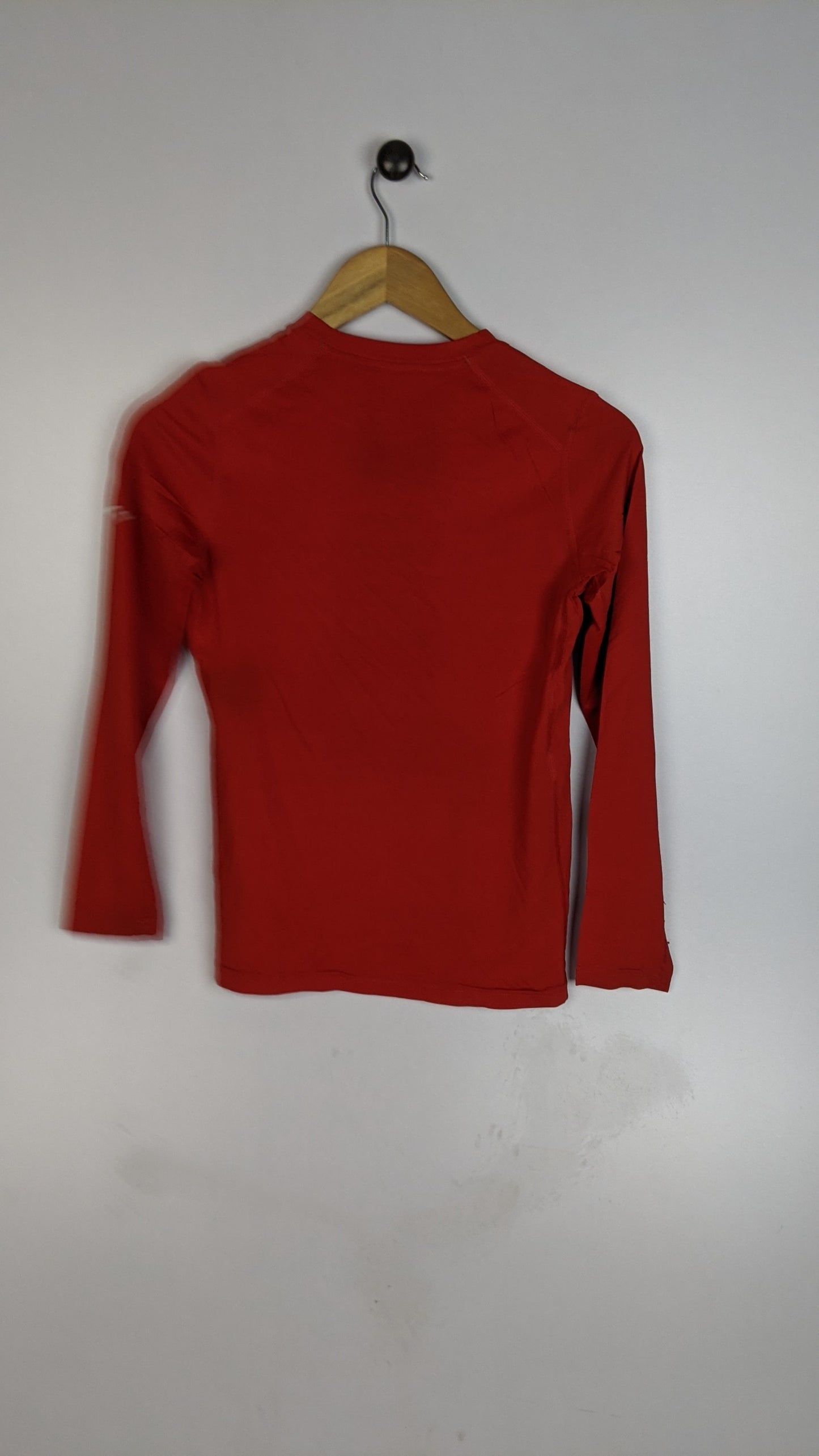 Nike Red Logo Gradient
