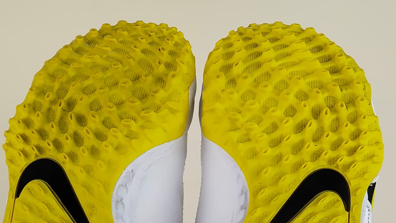 Nike Tiempo React Legend 9 Pro TF - White/Dark Smoke Grey/Black/Yellow