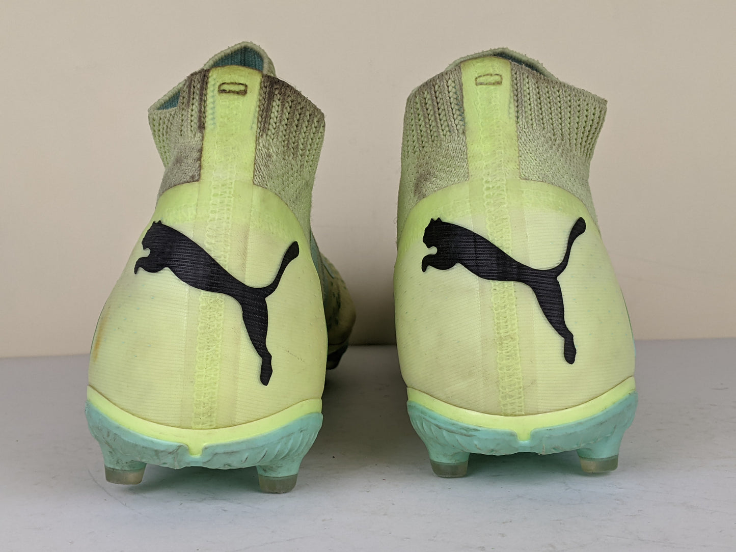 PUMA Future Match + Laceless FG/AG Pursuit - Fast Yellow/PUMA Black/Electric Peppermint