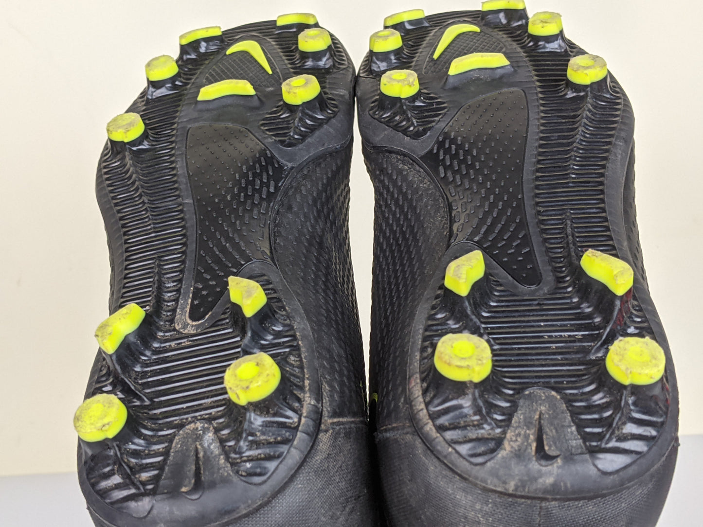 Nike Phantom GT Club DF MG Black x Prism - Black/Cyber Yellow/Lite Photo Blue