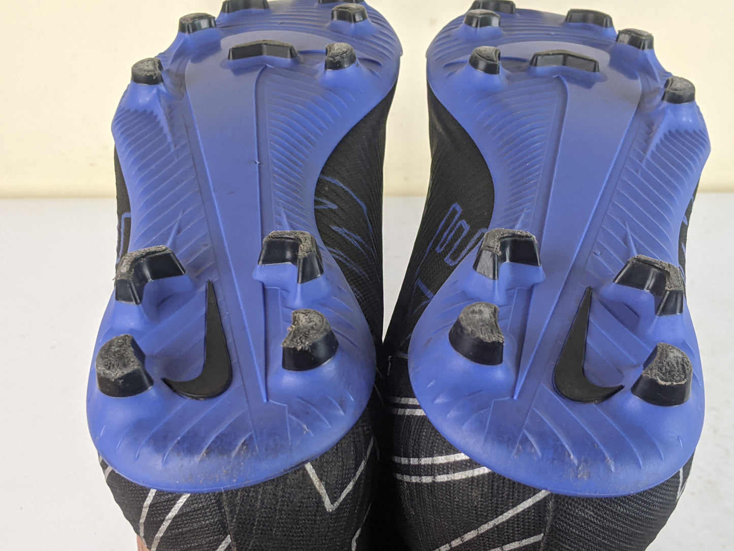 Nike Mercurial Vapor 15 Club MG Shadow - Black/Chrome/Hyper Royal