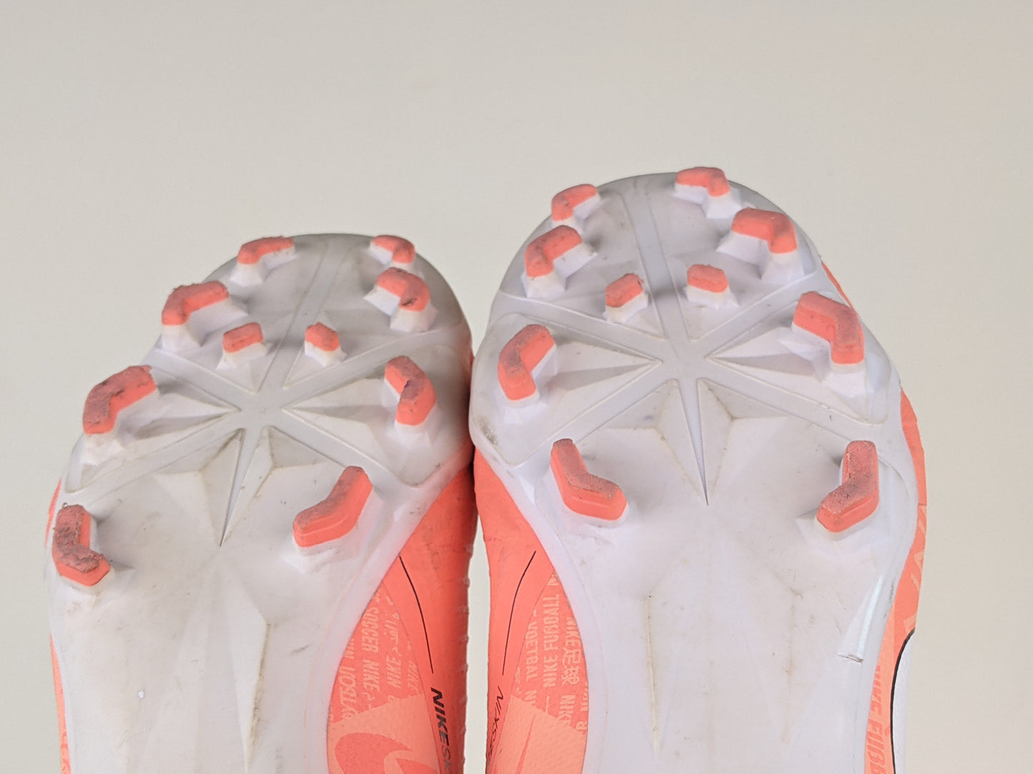 Nike Phantom Venom Academy FG Fire - Bright Mango/White/Orange Pulse