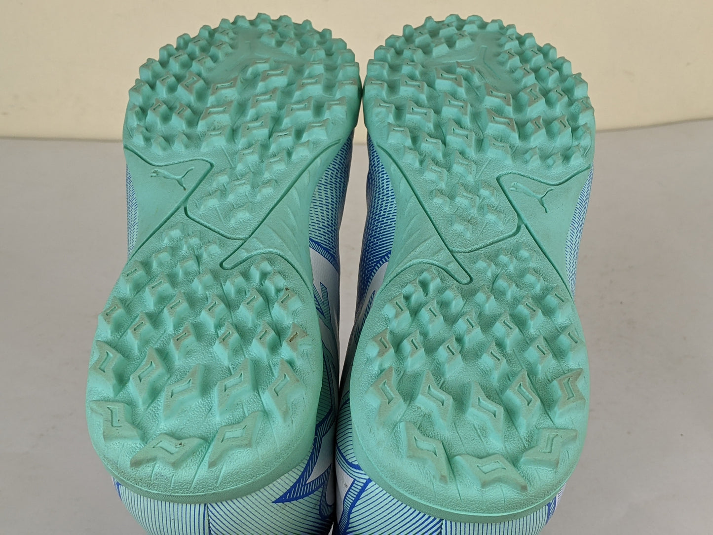 Puma FUTURE 7 PLAY TT Jr Hyperlink Blue-Mint-PUMA White
