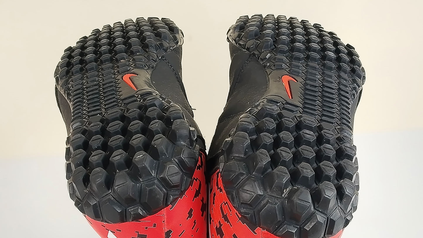 Nike Bombax TF 'Red/Black