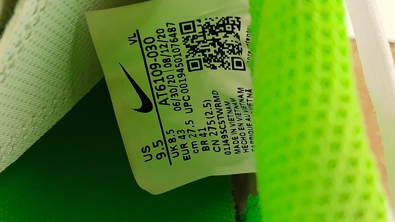 Nike Tiempo Legend 8 Club TF Spectrum - Platinum Tint/Rage Green