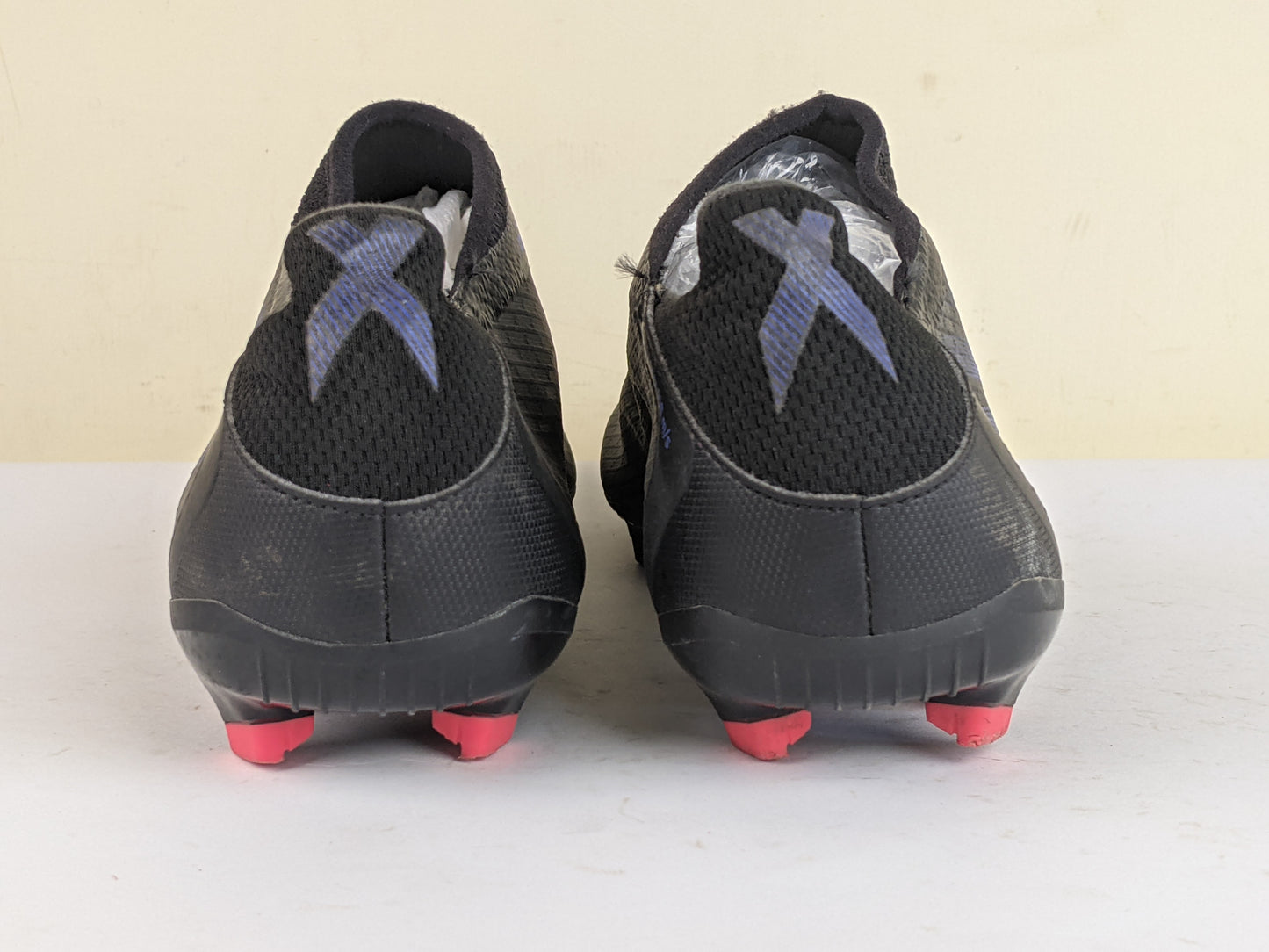 adidas X Speedflow .3 Laceless FG Edge of Darkness - Core Black/Sonic Ink/Solar Yellow