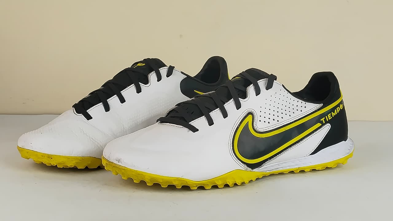 Nike Tiempo React Legend 9 Pro TF - White/Dark Smoke Grey/Black/Yellow