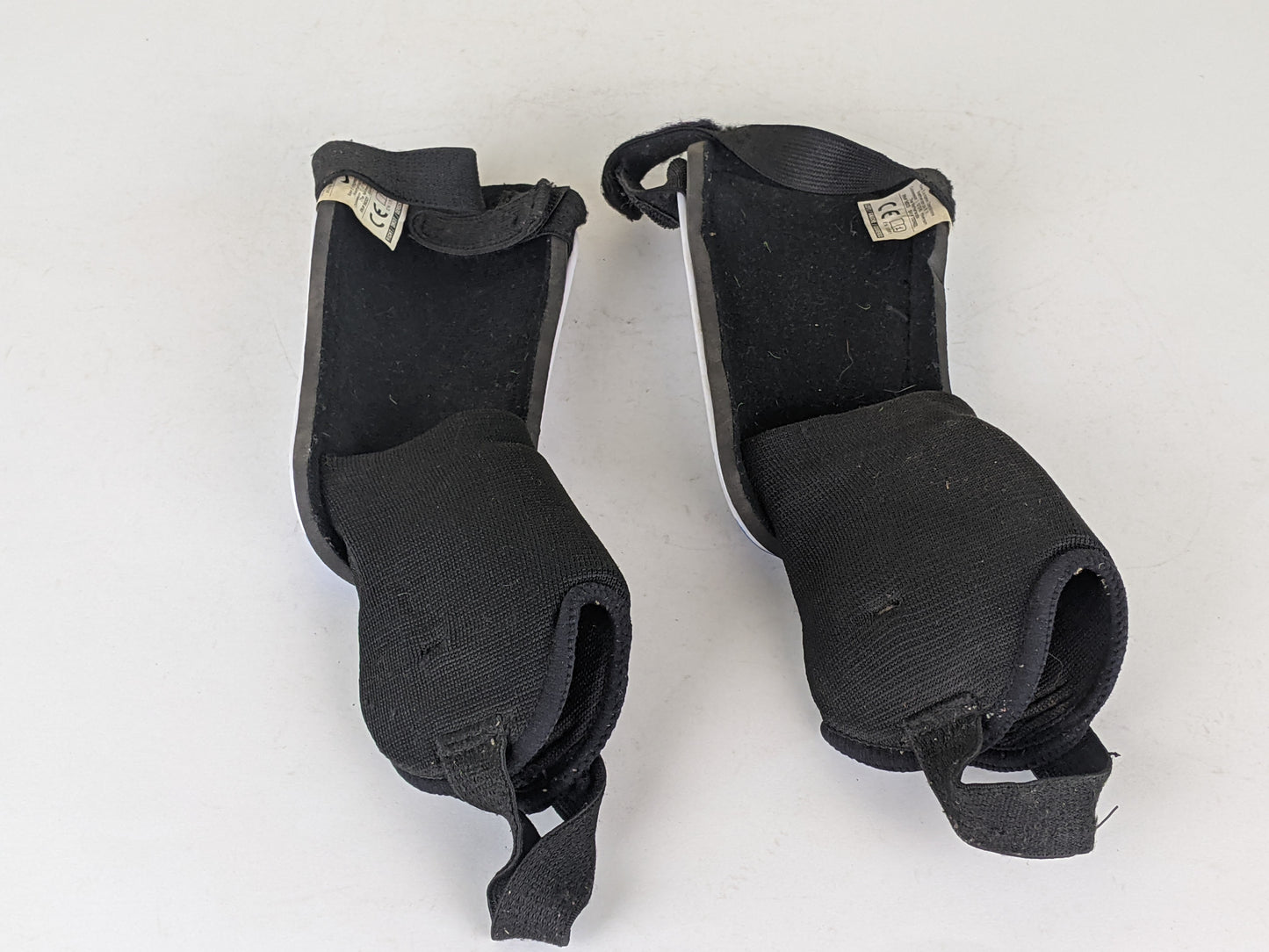 Nike Shin Guards White/Blue
