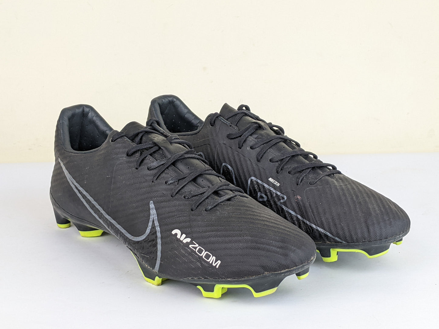 Nike Air Zoom Mercurial Vapor 15 Academy MG - Black/Dark Smoke Grey/Summit White/Volt