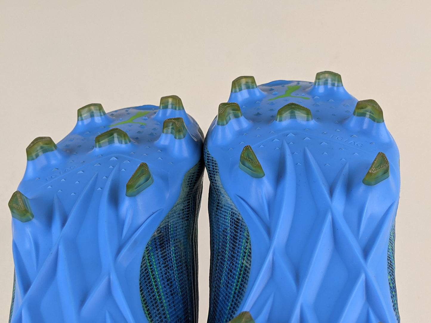 PUMA Ultra 2.2 FG/AG Speed of Light - Energy Blue/Yellow Alert