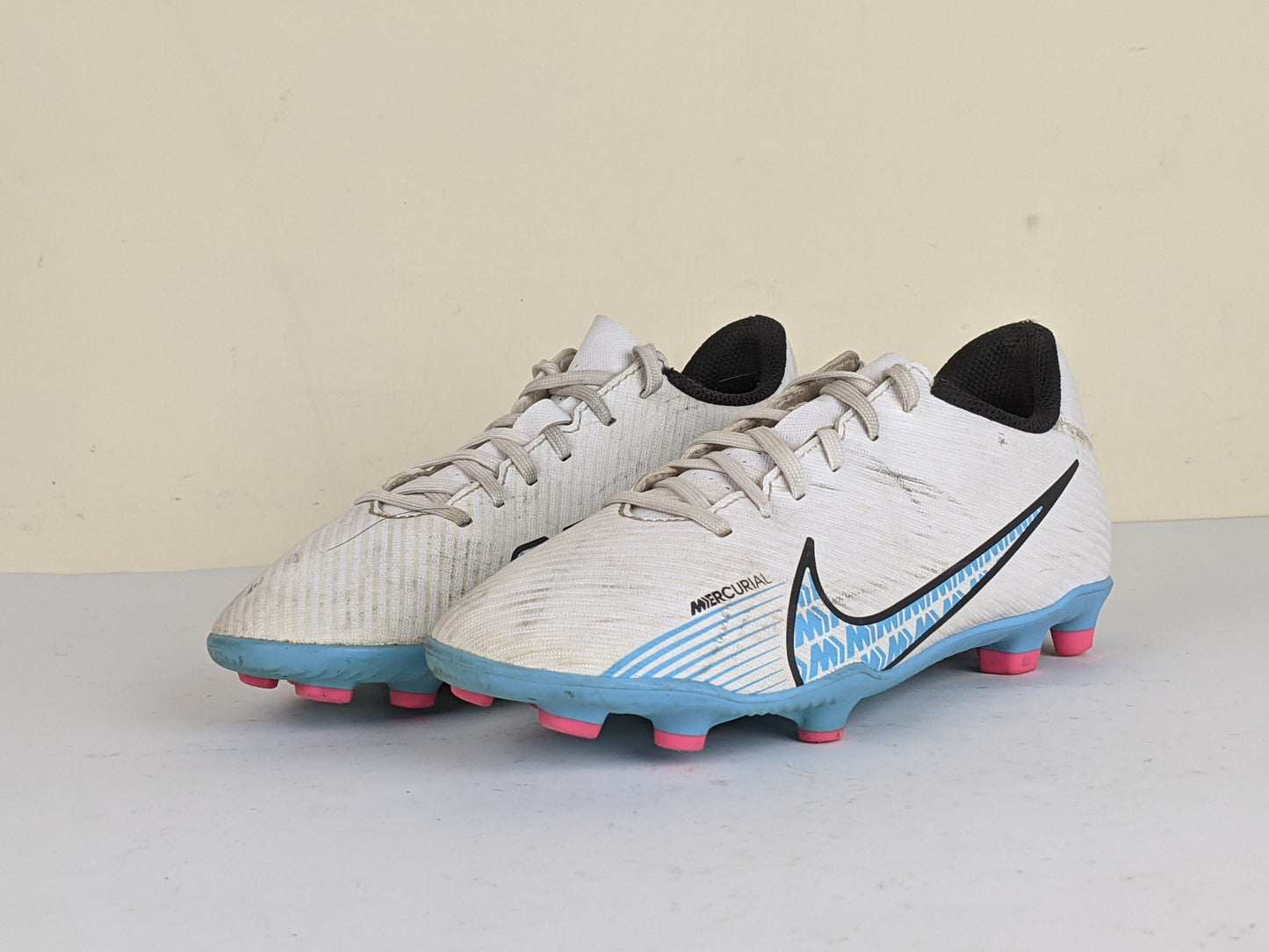 Nike Mercurial Vapor 15 Club MG Blast - White/Baltic Blue/Pink Blast Kids