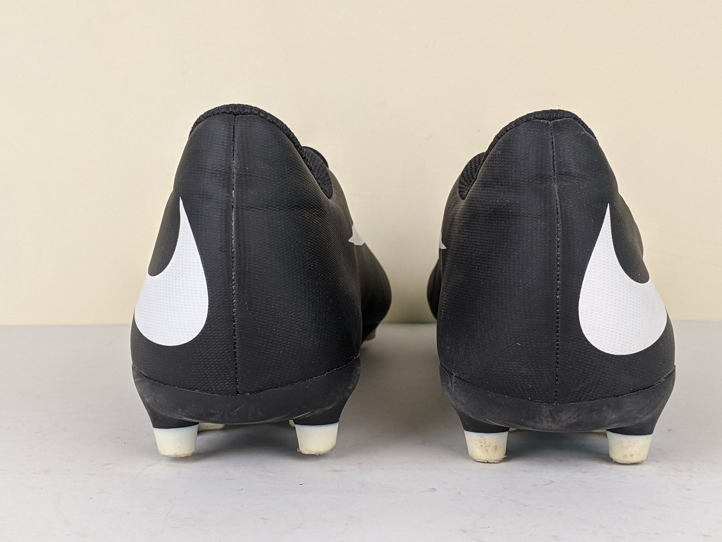 Nike Bravata FG 'Black/White