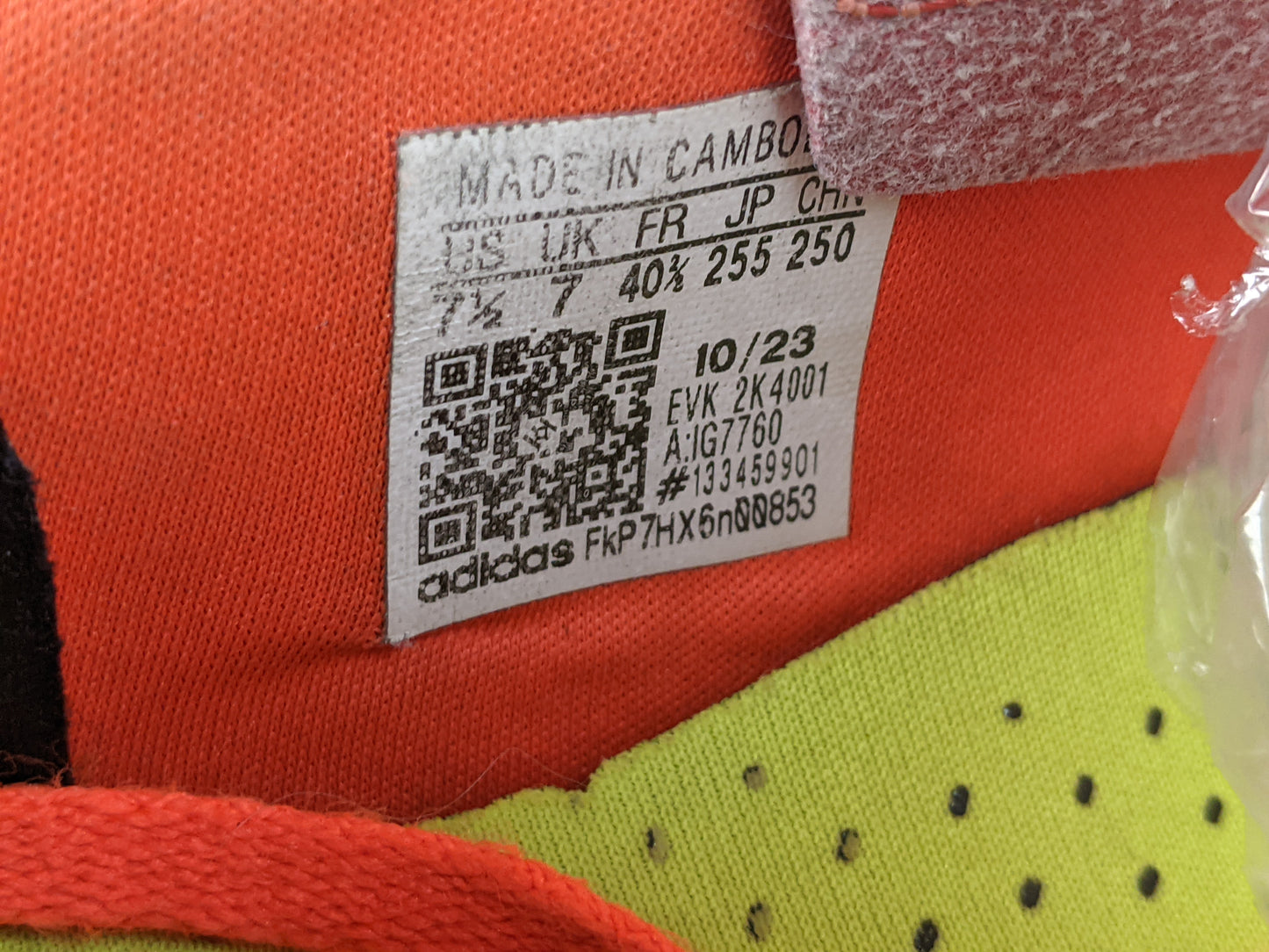 adidas Predator Club FxG Solar Energy - Core Black/Footwear White/Solar Red