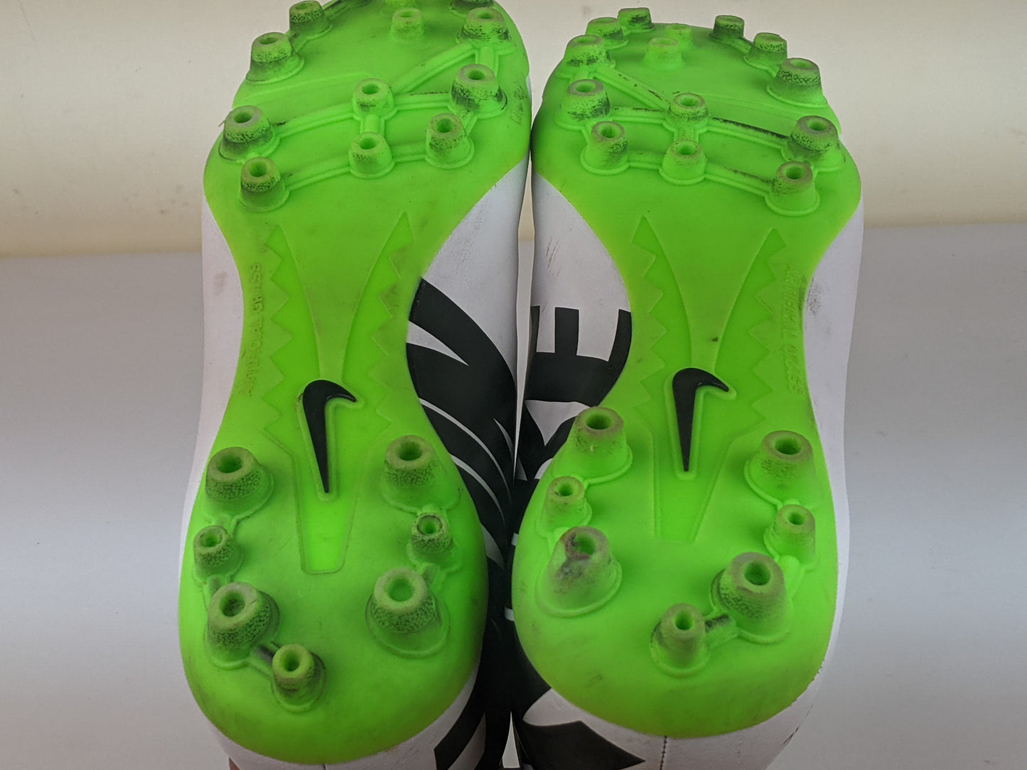 Nike Mercurial Victory IV AG White/Black/Electric Green