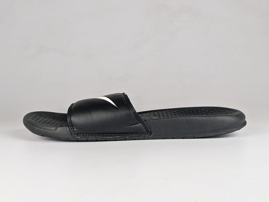 Nike Benassi Slides