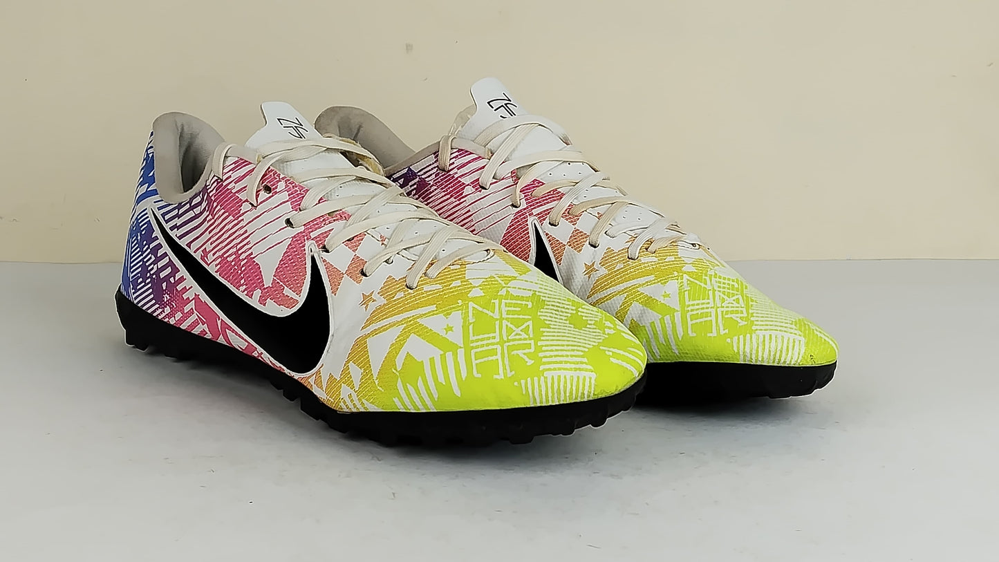 Nike Mercurial Vapor 13 Academy TF NJR Jogo Prismatico - White/Black/Racer Blue/Volt