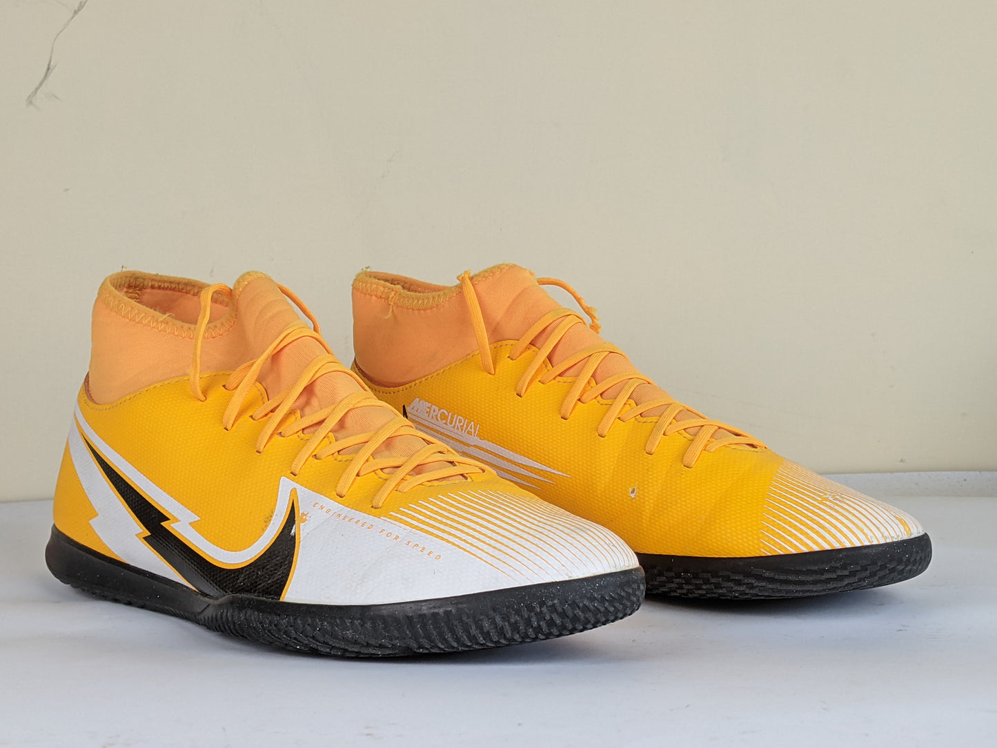 Nike Mercurial Superfly 7 Club IC Daybreak - Laser Orange/Black/White (Slightly Damaged)