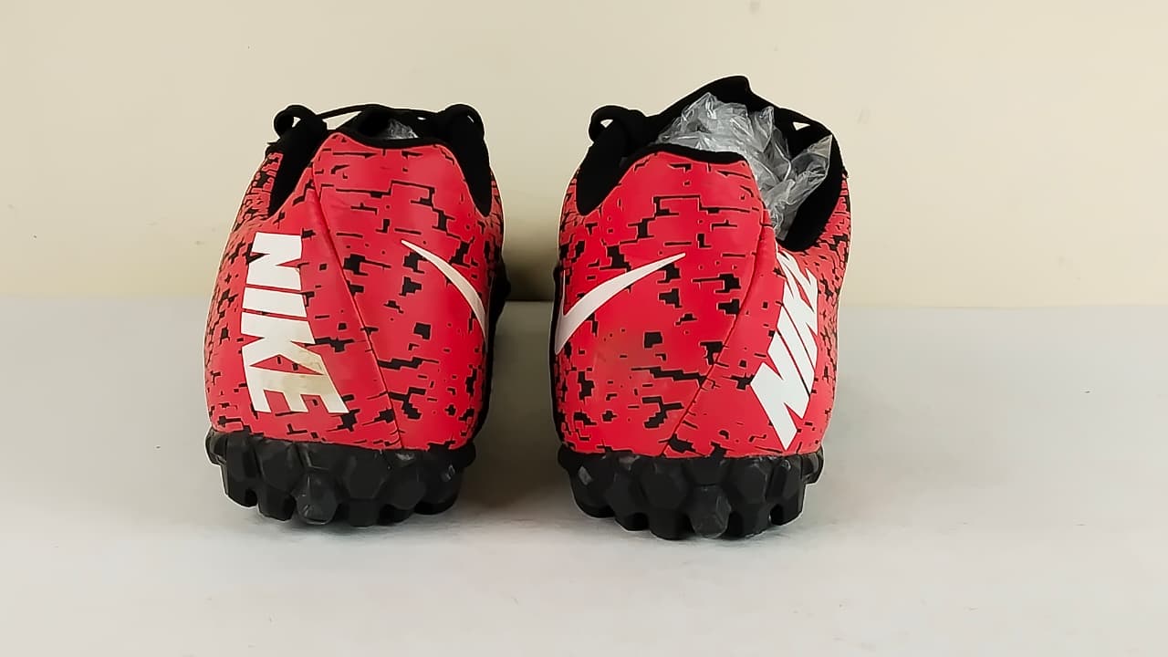 Nike Bombax TF 'Black/Red