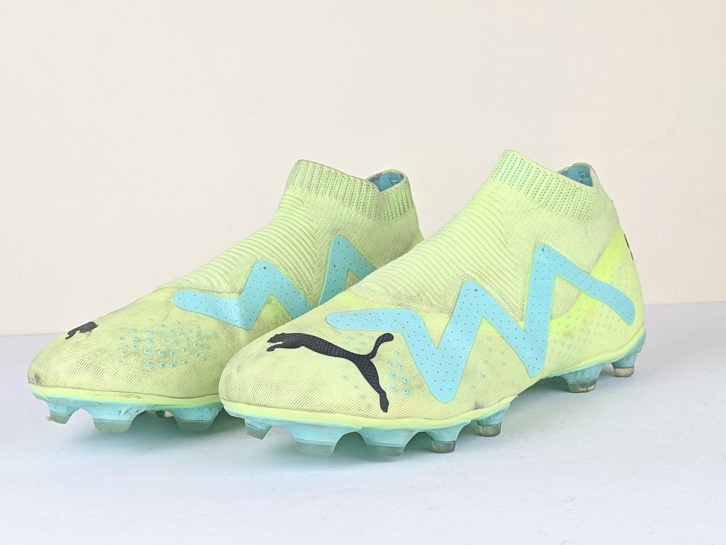 PUMA Future Match + Laceless FG/AG Pursuit - Fast Yellow/PUMA Black/Electric Peppermint