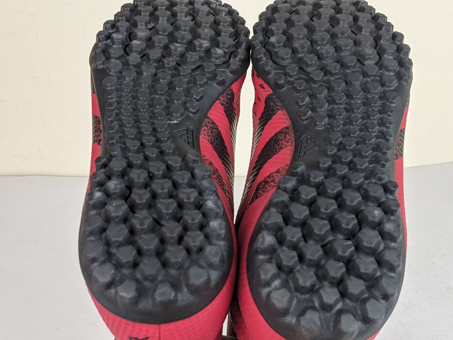 adidas Predator Freak .4 TF Meteorite - Red/Core Black