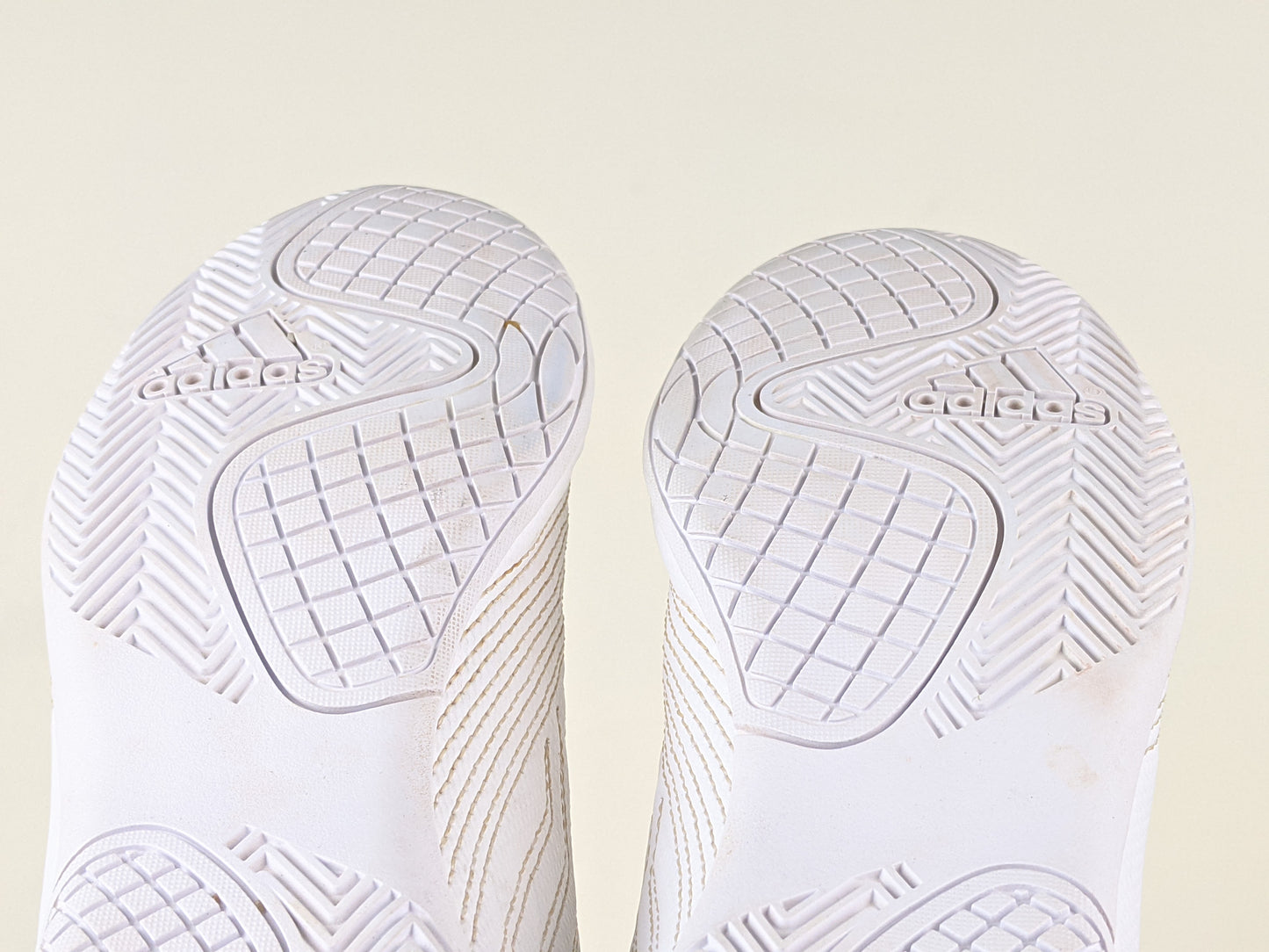 adidas Predator Tango 18.4 IN 'White/Red