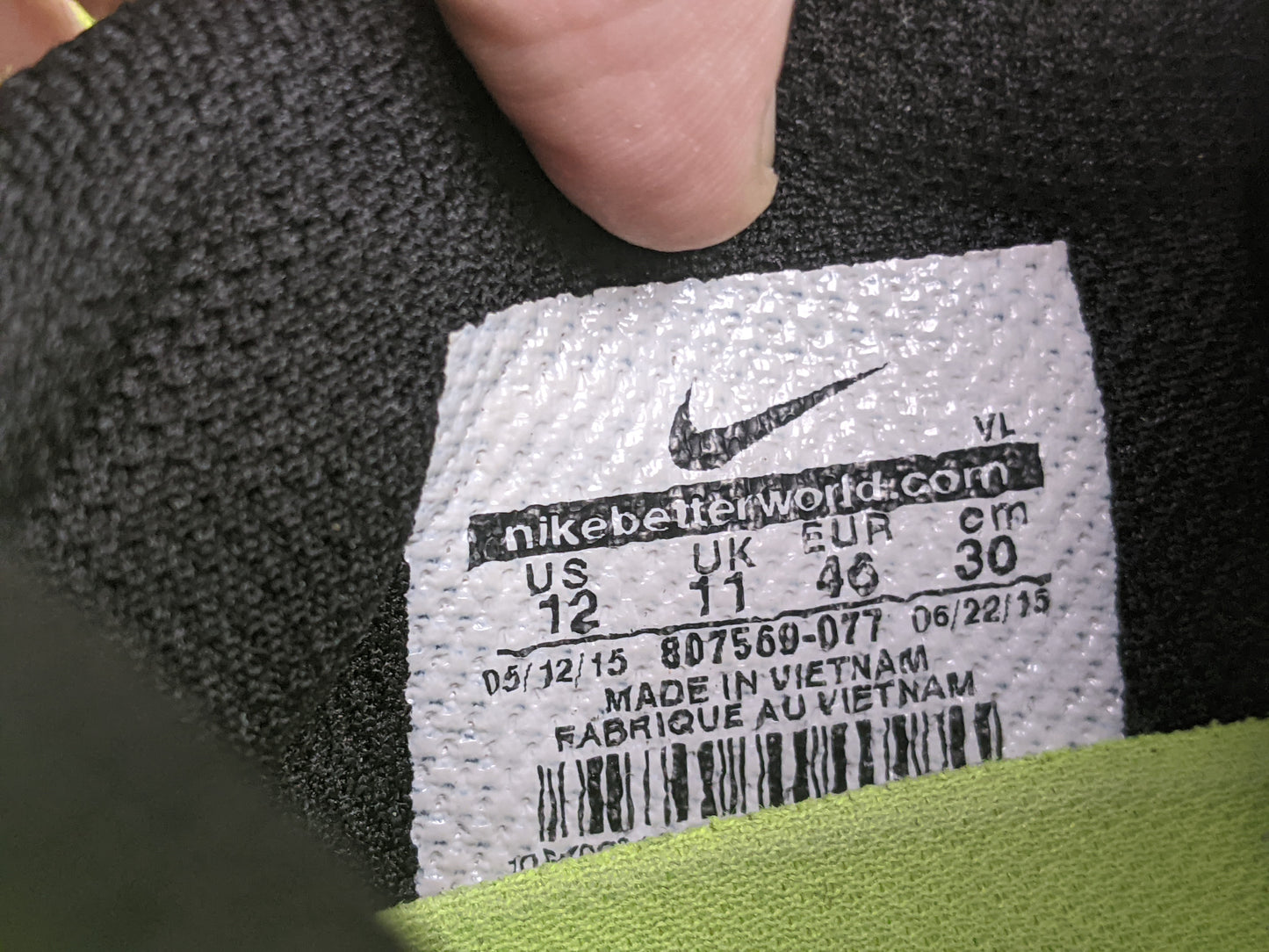 Nike MagistaX Pro IC Black/Volt/White