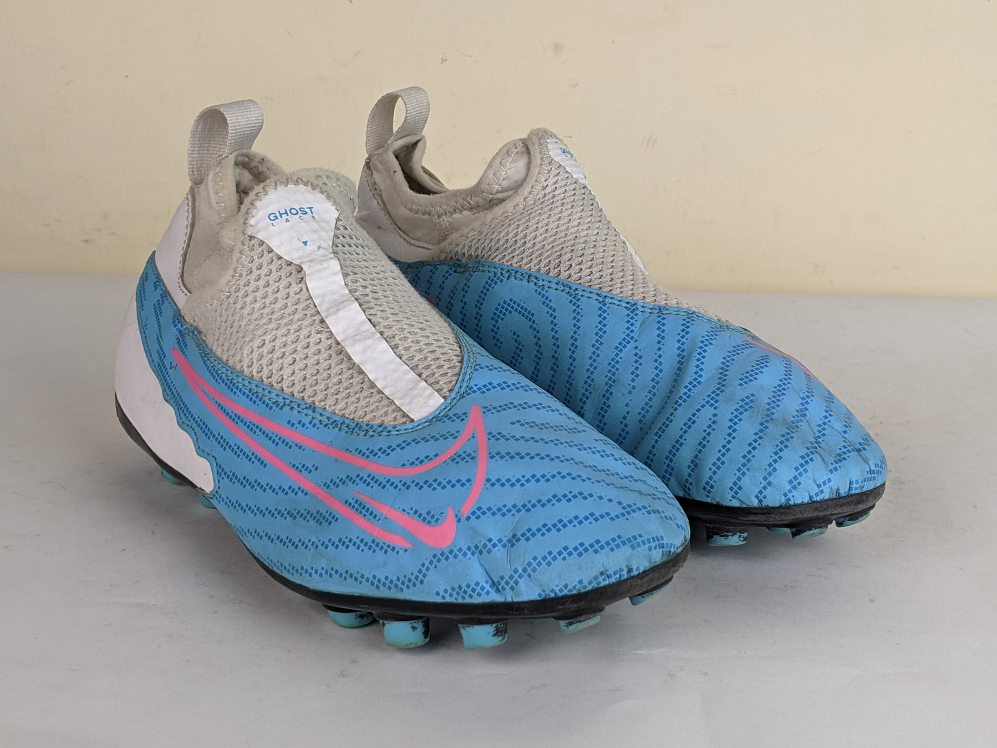 Nike Phantom GX Academy DF AG Blast - Baltic Blue/Pink Blast/White/Laser Blue Kids