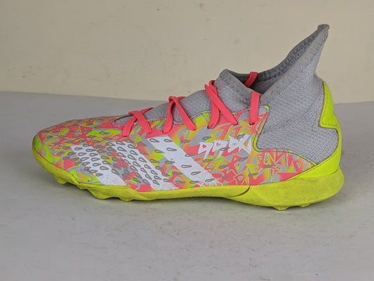 adidas Predator Freak .3 TF Numbers Up - Cool Grey/Footwear White/Solar Yellow - Kids