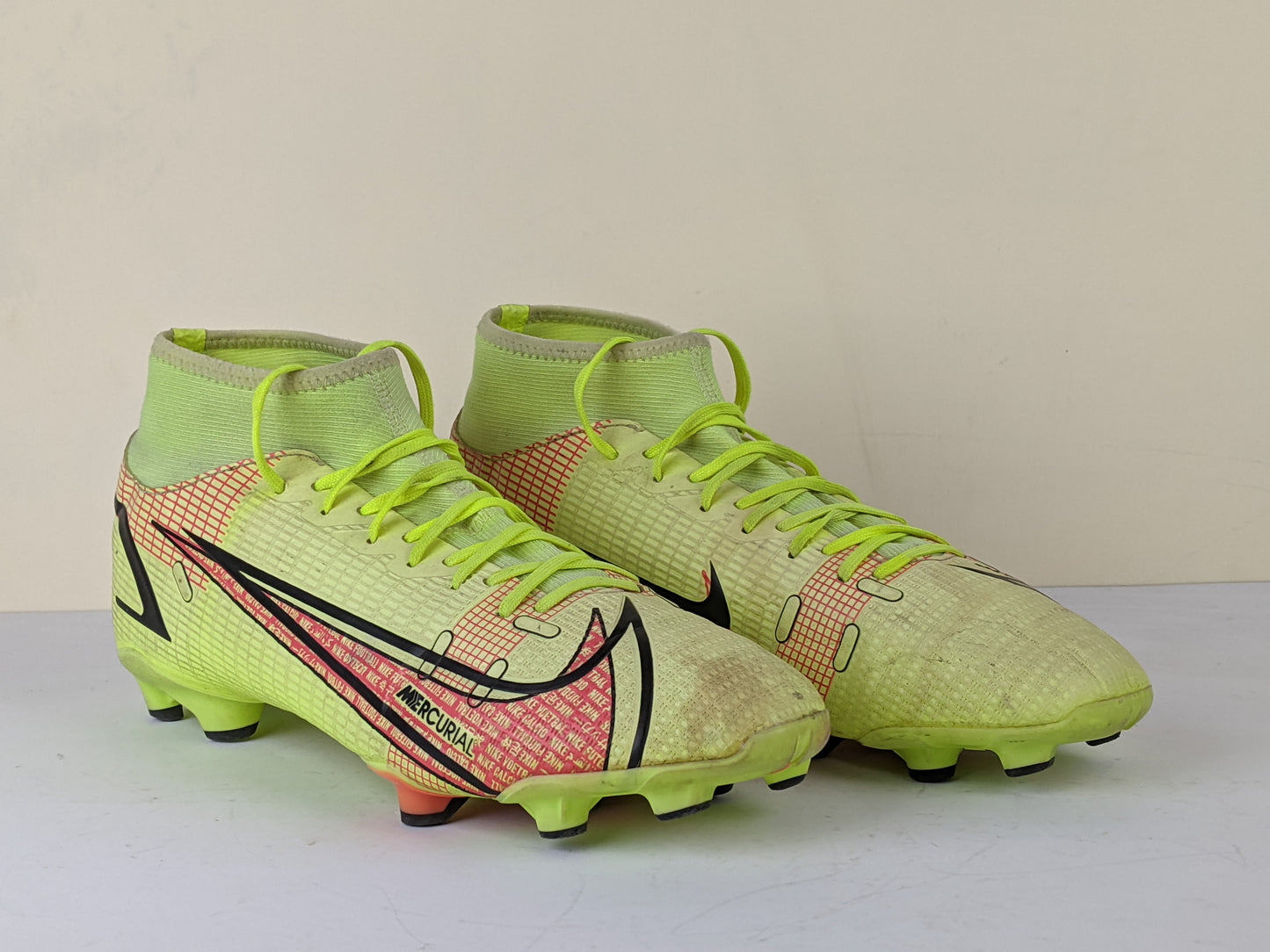 Nike Mercurial Superfly 8 Academy MG Motivation - Volt/Black/Bright Crimson