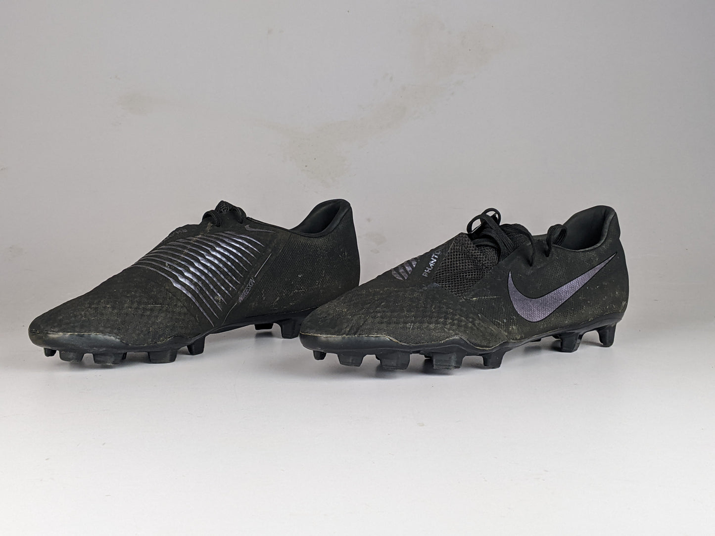 Nike Phantom Venom Academy FG Black Iridescent Swoosh