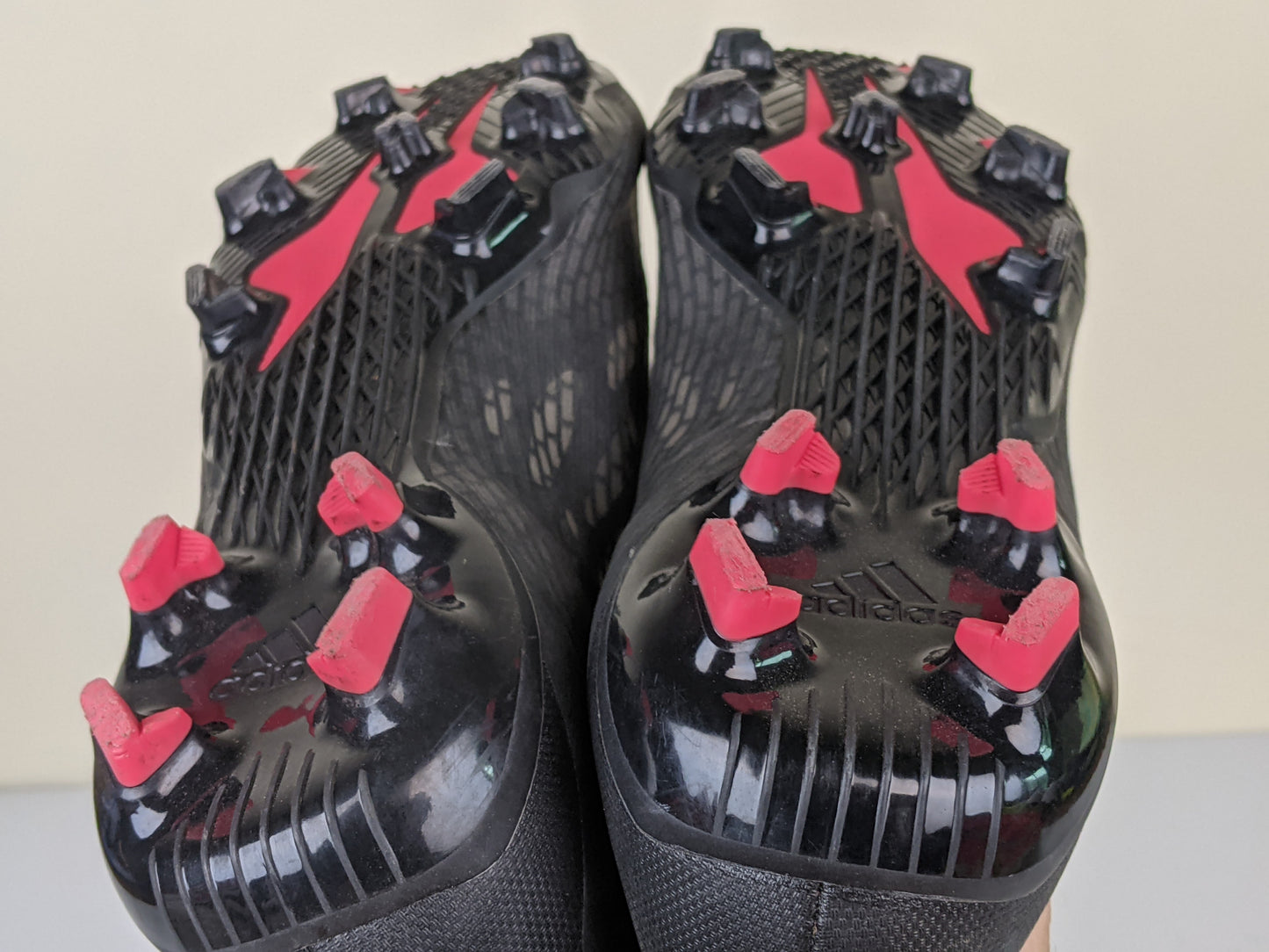 adidas X Speedflow .3 Laceless FG Edge of Darkness - Core Black/Sonic Ink/Solar Yellow