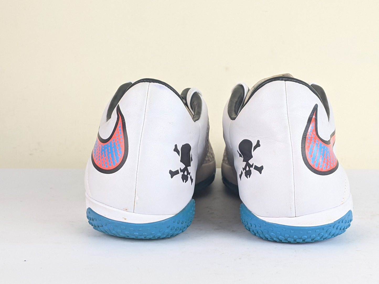 Nike Hypervenom Phelon IC White/Blue Lagoon/Total Crimson/Black