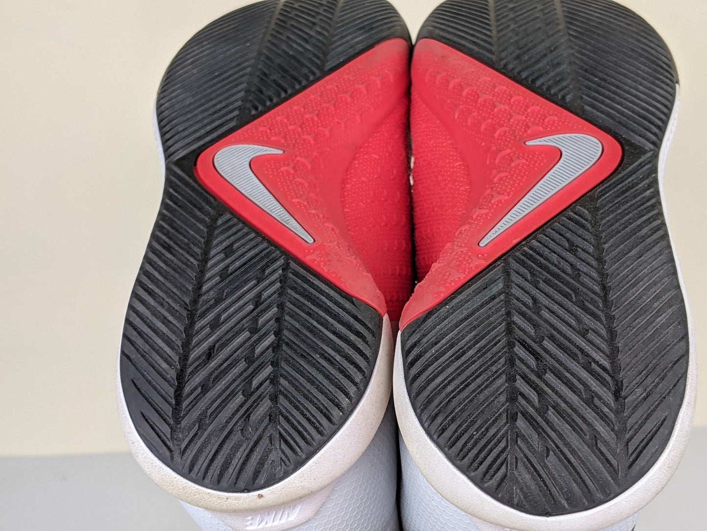 Nike Phantom Vision Academy DF IC Raised On Concrete - Pure Platinum/Light Crimson
