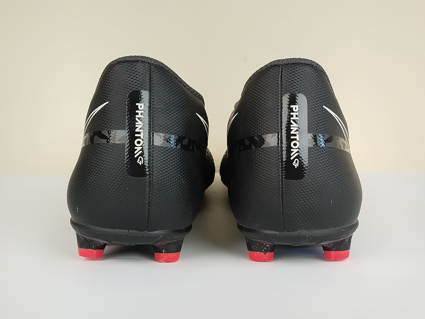 Nike Phantom GT 2 Club MG Shadow - Black/Summit White/Bright Crimson