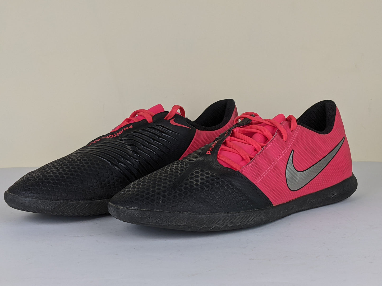 Nike Phantom Venom Club IC Future Lab - Laser Crimson/Metallic Silver/Black