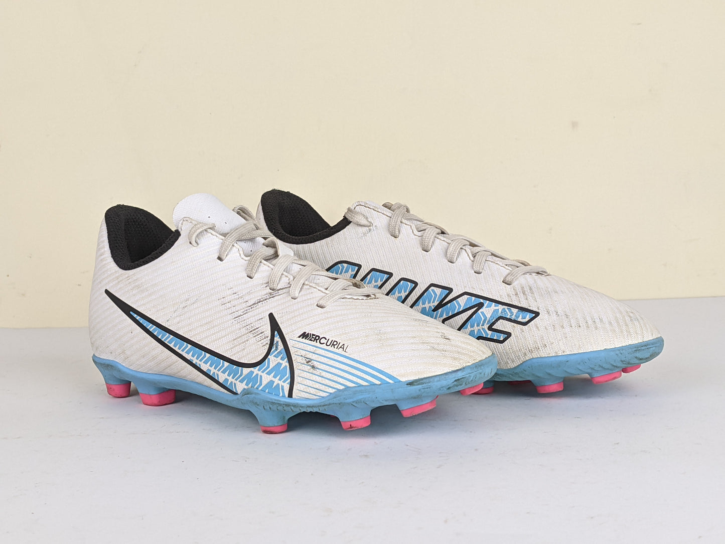 Nike Mercurial Vapor 15 Club MG Blast - White/Baltic Blue/Pink Blast Kids