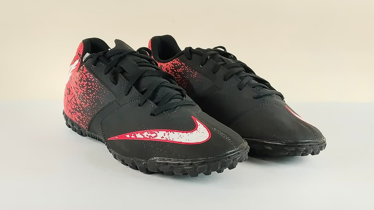 Nike Bombax TF 'Black/Red