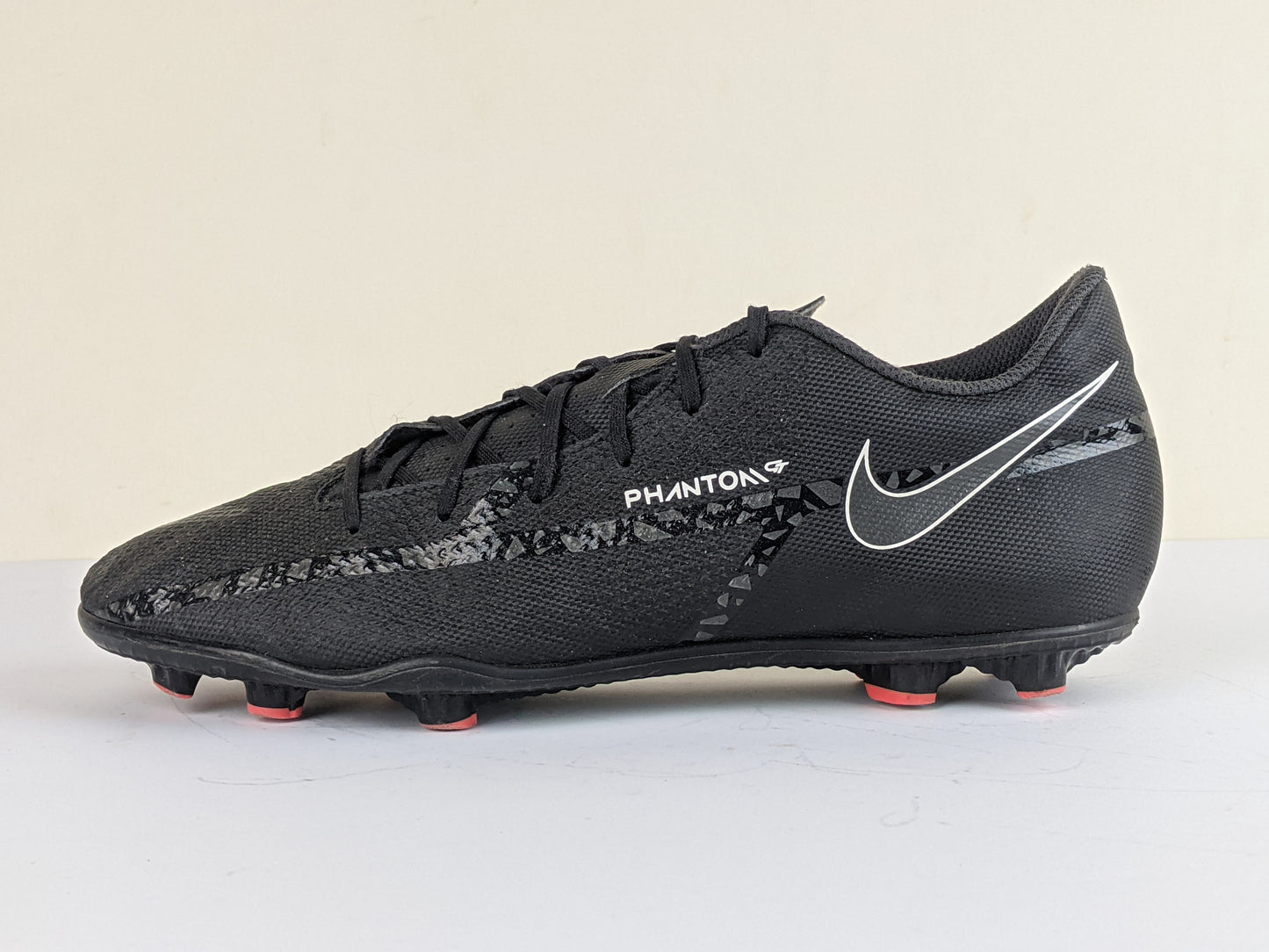 Nike Phantom GT 2 Club MG Shadow - Black/Summit White/Bright Crimson