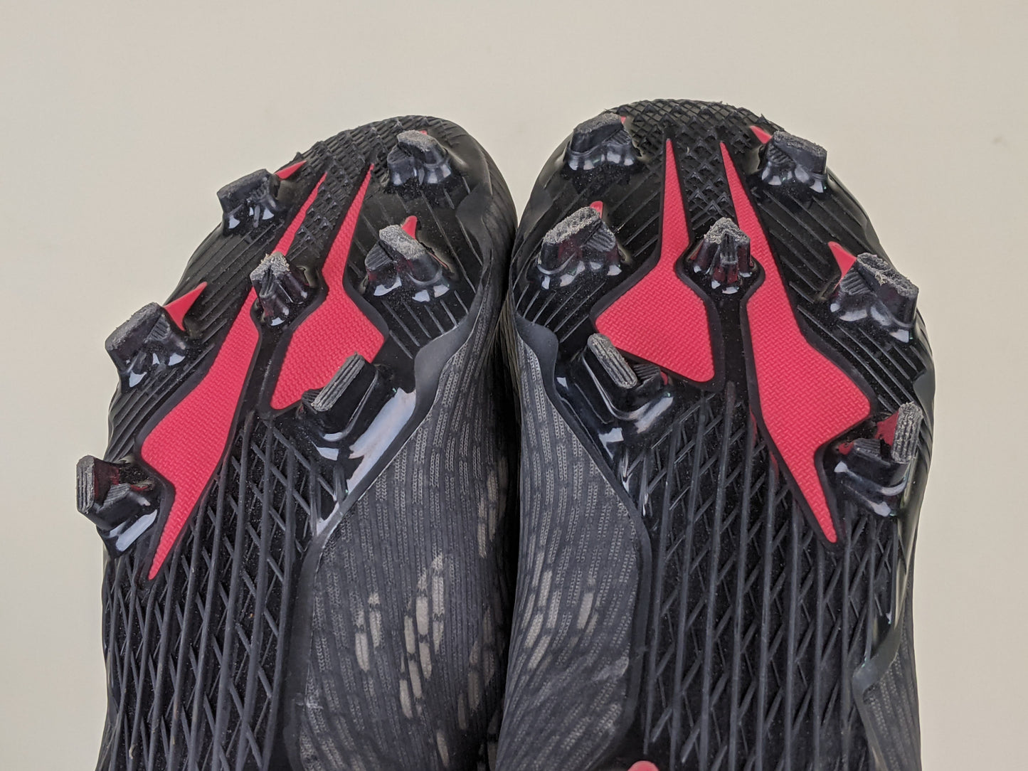 adidas X Speedflow .3 Laceless FG Edge of Darkness - Core Black/Sonic Ink/Solar Yellow
