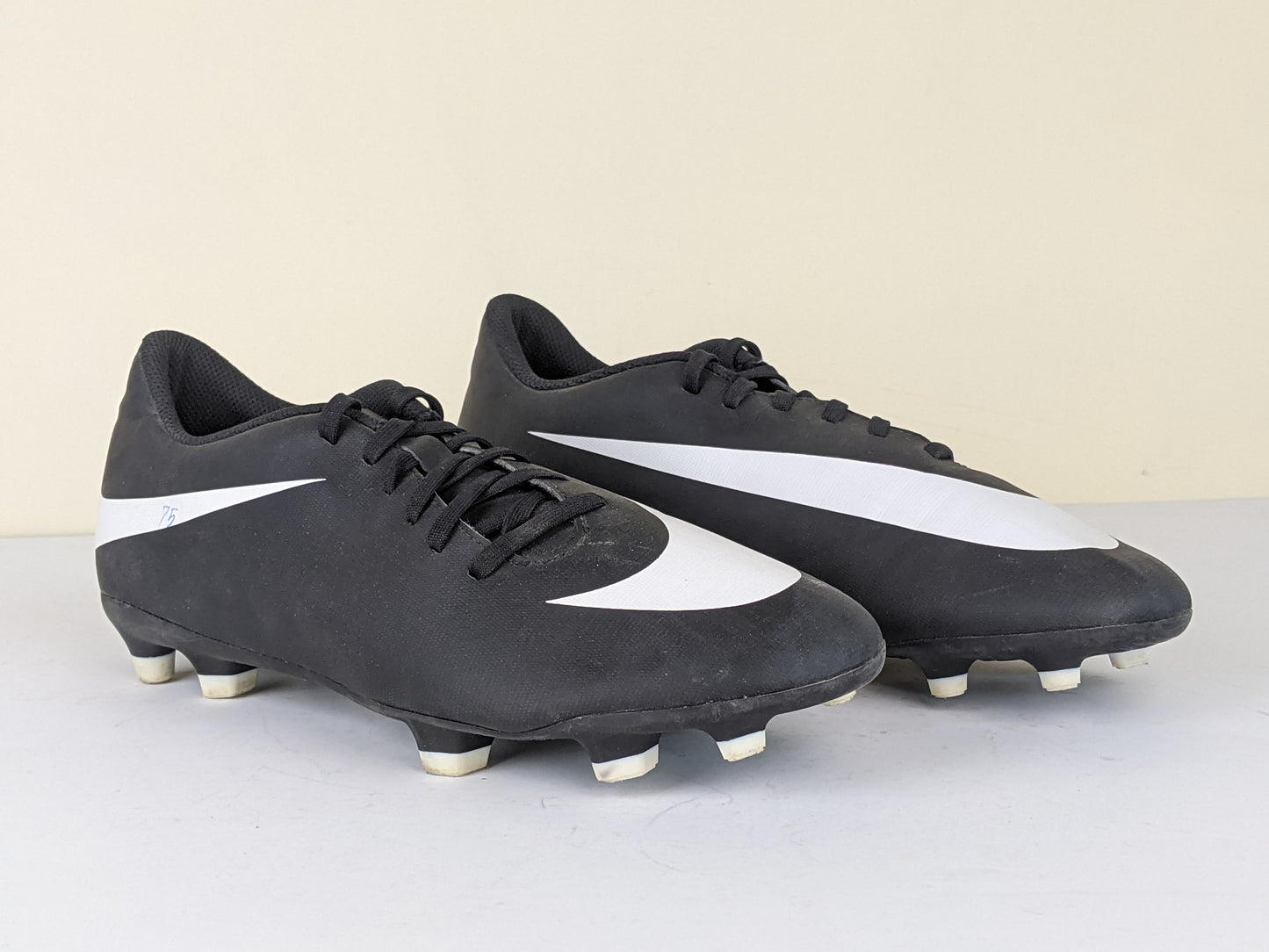 Nike Bravata FG 'Black/White