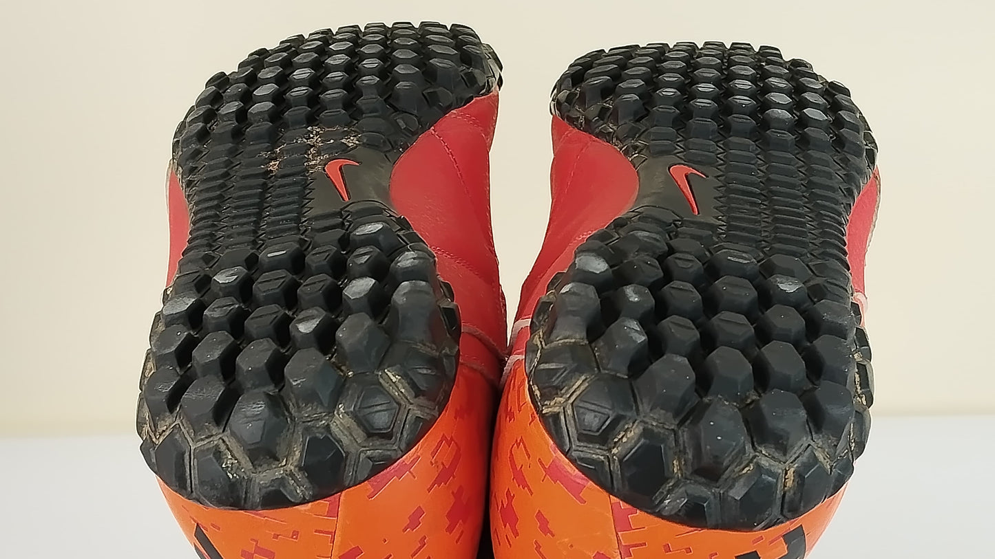 Nike Bombax TF 'Red