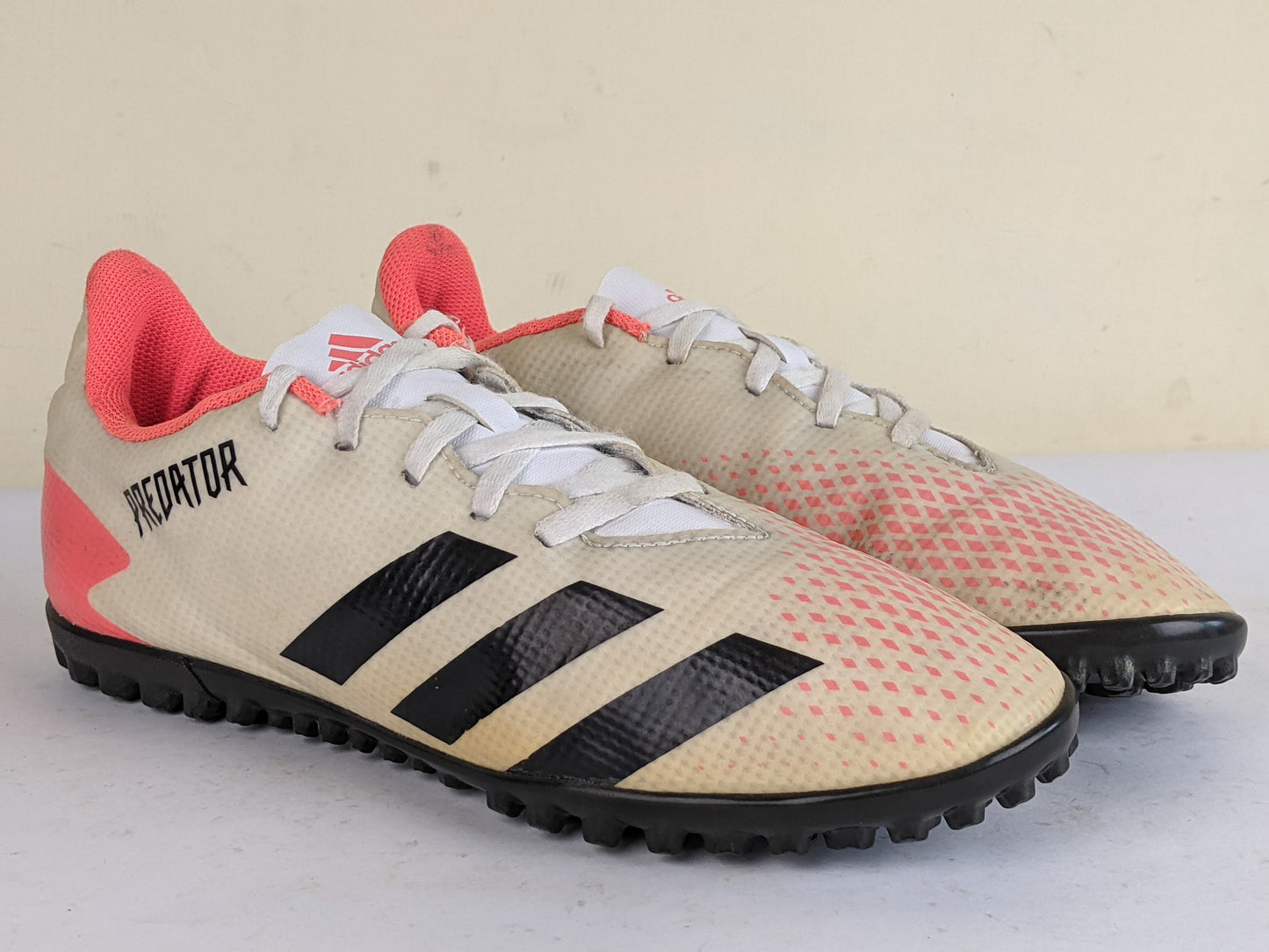adidas Predator 20.4 TF Uniforia - Footwear White/Core Black/Pop
