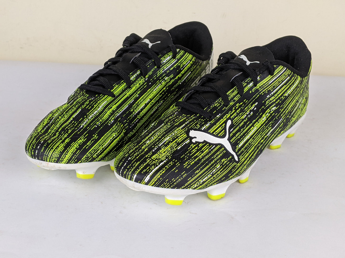 PUMA Ultra 4.2 FG/AG Game On - PUMA Black/PUMA White/Yellow Alert Kids