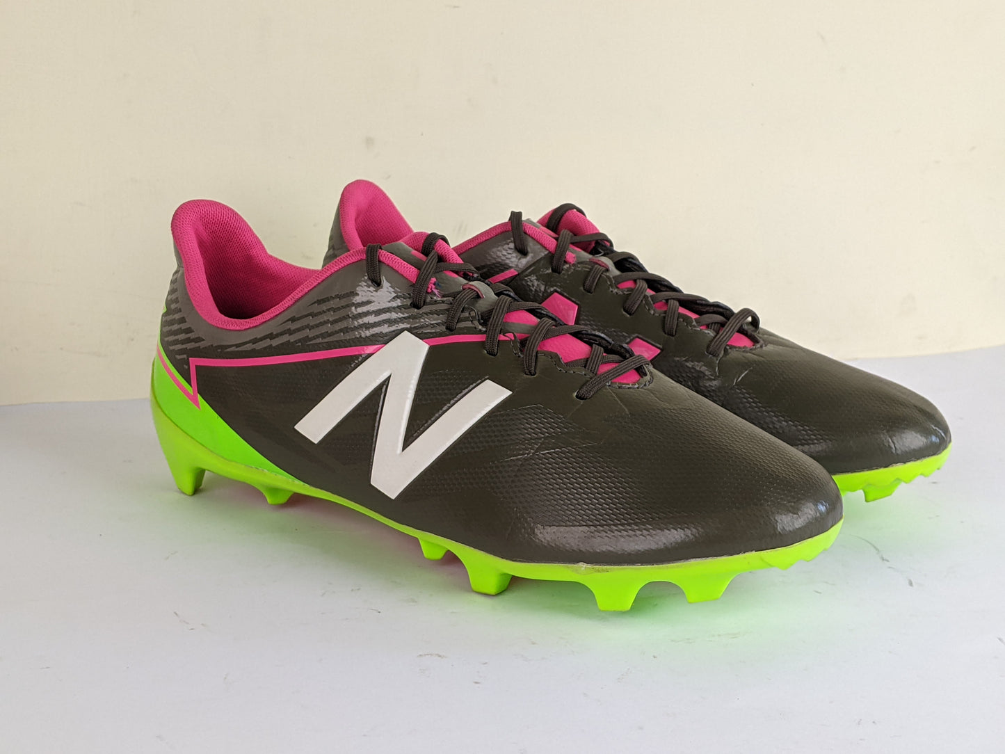 New Balance Furon 3.0 Dispatch FG - Military Dark Green/Alpha Pink