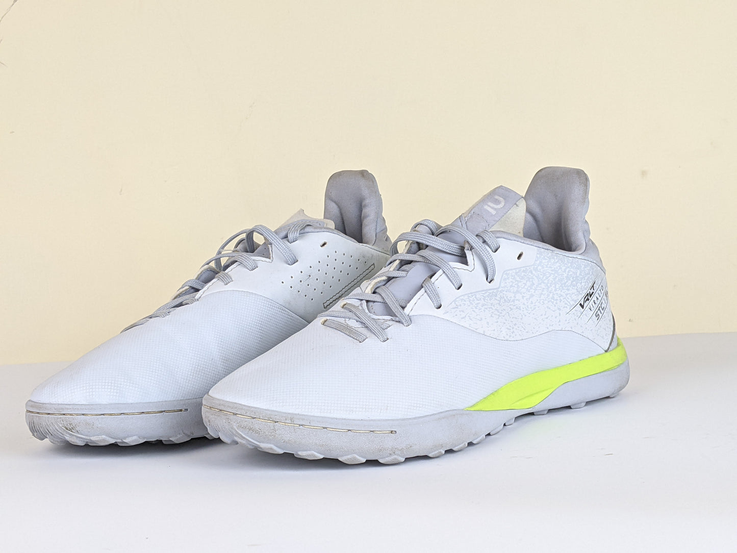 Kipsta Viralto I HG TF 'Grey