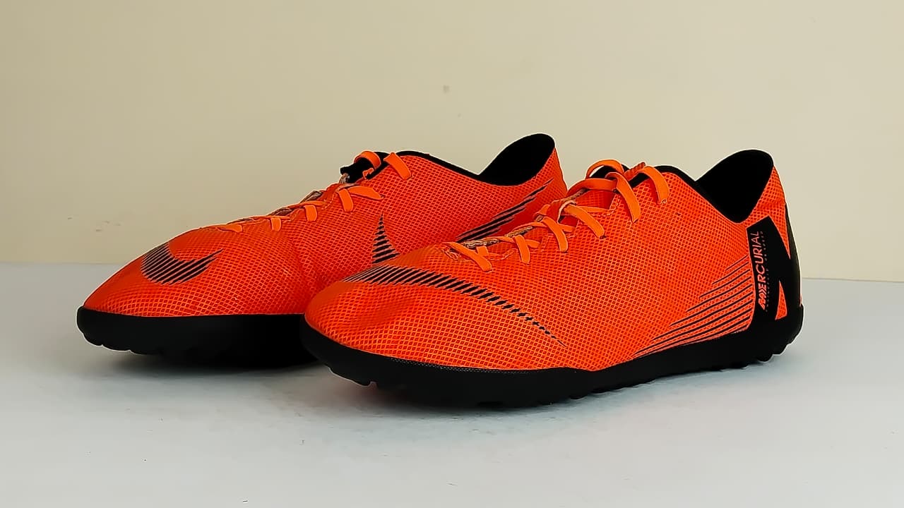Nike MercurialX Vapor 12 Club TF 'Orange/Black