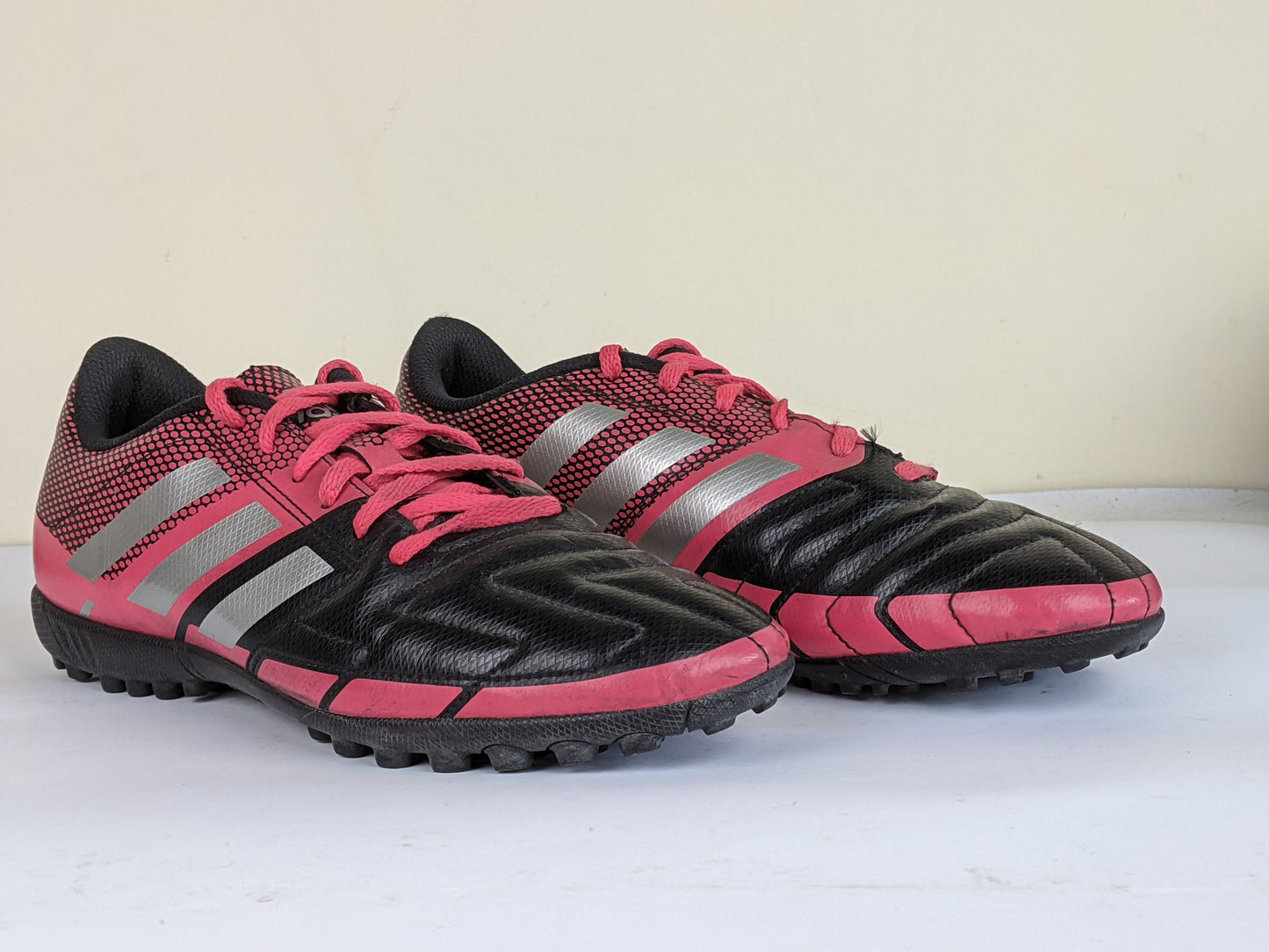 adidas Neoride III TF 'Black/Red