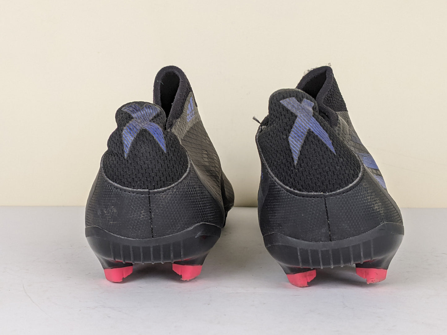 adidas X Speedflow .3 Laceless FG Edge of Darkness - Core Black/Sonic Ink/Solar Yellow