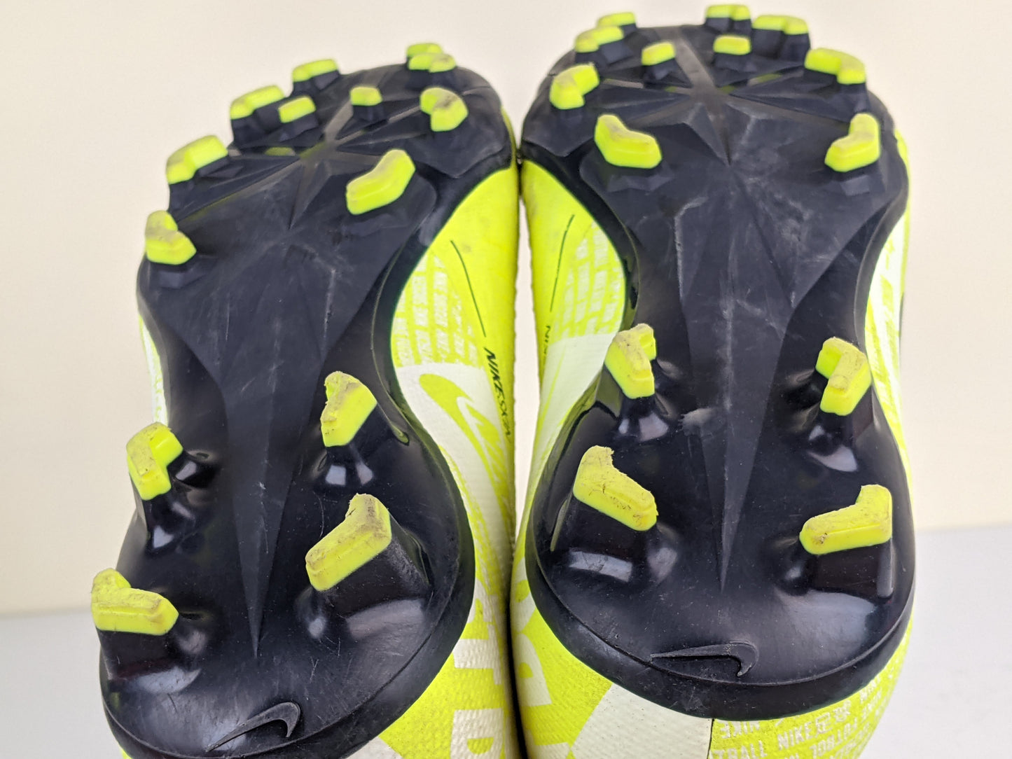 Nike Phantom Venom Academy FG New Lights - Volt/Obsidian